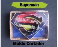 Molde Cortador de superman para decorar minitortas cupcakes y ga