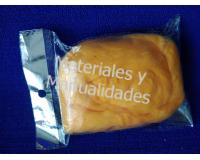 Lana felting Mostaza para peinados y cabello de muñecos