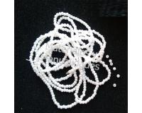 Mostacilla en cordón blanco perla para aretes y bisutería