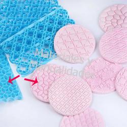 Molde Plástico tejidos rombos entre círculos Para Decorar Fondan 2