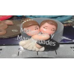 Molde silicona Novios ninos para llaveros y aretes multifiguras 2