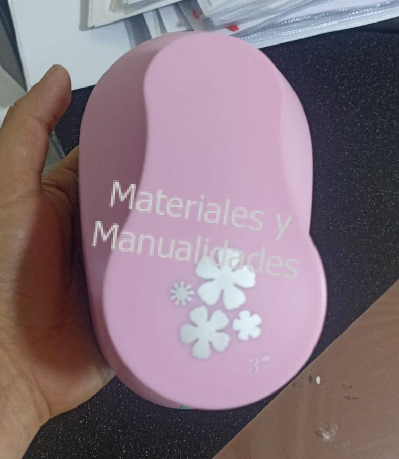 Troquel para uso en foamy y papel con un area de corte de 7.5 CM