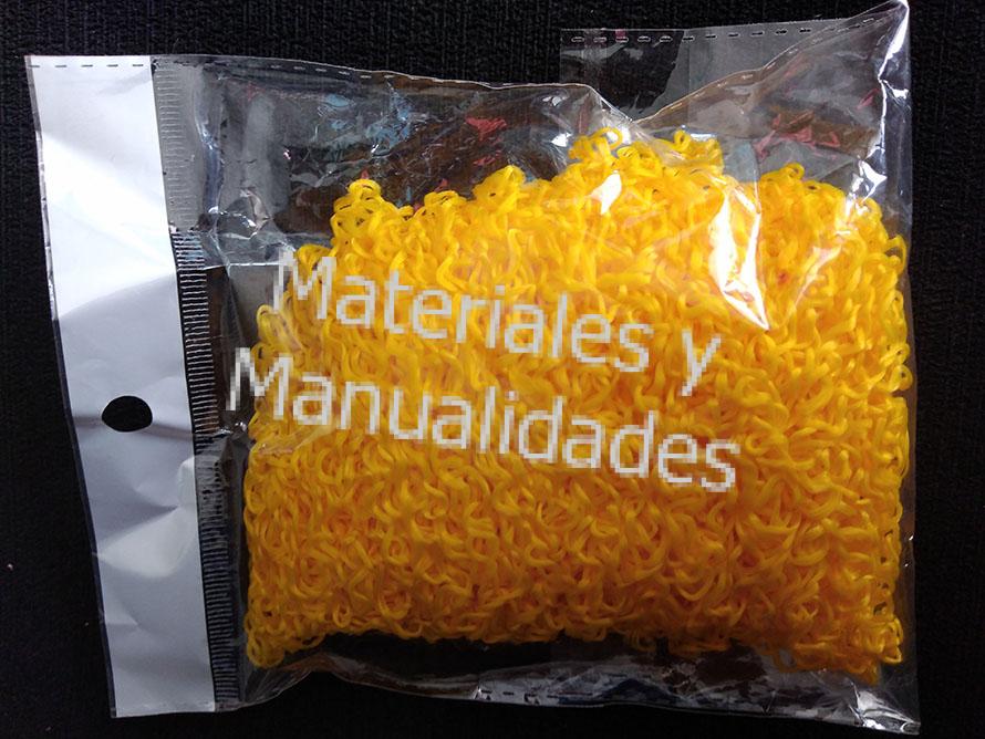 Cabello crespo sintético Amarillo para muñecas fofuchas y manual